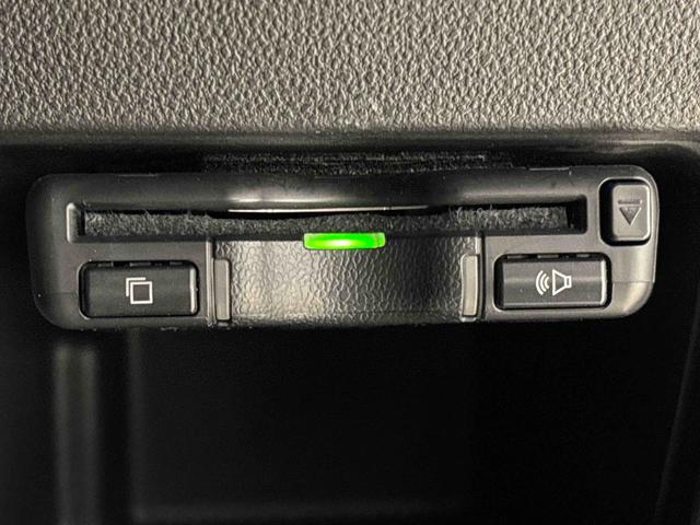 �d�s�b�J�[�h��}�����邱�Ƃō������H�𗘗p����ۂ̎x�������L���b�V�����X�ɂȂ�����A�d�s�b�X�}�[�g�C���^�[�`�F���W�����p�ł�����A�ƂĂ��֗��ȃA�C�e���ł��I�ۏ؂͏C���ۏ؂݂̂ƂȂ�܂��B