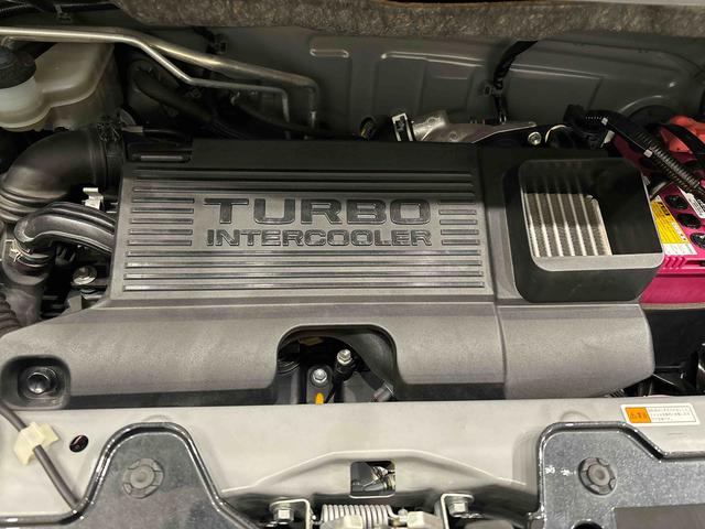 �G���W�����[�������N���[�j���O��Ƃɂ��A�Y��ȏ�ԂɎd�オ���Ă��܂��B