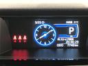 カスタムＧ　ＬＥＤヘッドランプ・フォグランプ　　１４インチアルミホイール　オートライト　プッシュボタンスタート　クルーズコントロール　　コーナーセンサー　パワースライドドア　キーフリーシステム(11枚目)