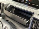Ｘ　プッシュボタンスタート　シートヒーター　シートリフター　ＬＥＤオートライト　パワースライドドアウェルカムオープン機能　電動パーキングブレーキ　運転席助手席シートヒーター　　フルホイールキャツプ　キーフリーシステム　　オート電動格納式ドアミラー（26枚目）