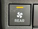 ＲＳ　　　両側パワースライドドア　　ＬＥＤヘッドライト　電動格納式ドアミラー　両側パワースライドドアウエルカムオープン機能　オートエアコン　ＬＥＤヘッドランプ　ＬＥＤフォグランプ　プッシュボタンスタート　リバース連動リヤワイパー　リヤスモークガラス（22枚目）
