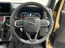 Ｇ　ダーククロムベンチャー　運転席・助手席シートヒーター　純正ナビ装着用アップグレードパック　本革巻ステアリングホイール　オートライト　運転席シートリフター　チルトステアリング　スカイフィールトップ　ＬＥＤヘッドランプ　ＬＥＤフォグランプ　キーフリーシステム（13枚目）