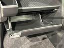 Ｇ　クロムベンチャー　バックカメラ付き　スカイフィールトップ　クロムパック　メッキパック　シルバーアンダーガーニッシュ　インテリアアクセント　ＬＥＤオートライト＆フォグランプ　電動パーキングブレーキ　バックカメラ　アルミホイール（32枚目）