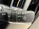 オートライト機能 車外の明るさに応じて自動的にヘッドランプなどを点灯・消灯。夕暮れ時やトンネルなどで役立ちます!!
