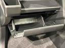 Ｇターボ　ダーククロムベンチャー　バックモニター対応　スカイフィールトップ　クロムパック　メッキパック　シルバーアンダーガーニッシュ　インテリアアクセント　ＬＥＤオートハイビーム＆フォグランプ　電動パーキングブレーキ　バックカメラ　アルミホイール（32枚目）
