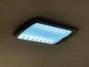 大型室LED内灯で車中泊や荷室作業に最適!