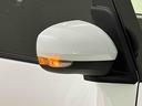 歩行者や他のドライバーからの被視認性が高いLEDターンランプ付き電動格納ドアミラー
