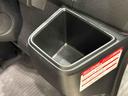 運転席にもドリンクホルダーが付いています