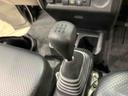 スタンダード　トップシェイドガラス　オートハイビーム　運転席ＳＲＳエアバック　バックソナー　電動式パワーステアリング　あゆみ板掛けテールゲート　ＶＳＣ＆ＴＲＣ　衝突警報機能　衝突回避支援ブレーキ　車線逸脱警報機能　標識認識機能　先行車発進お知らせ機能（21枚目）