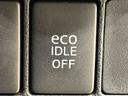 信号待ち等でのアイドリングを自動でストップさせて燃費を向上させる機能はＯＮ／ＯＦＦ可能