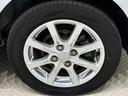 おしゃれは足元から♪純正アルミホイール。安心のフロントベンチレーテッドディスクブレーキ。