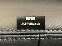 車両側方からの衝撃を緩和するＳＲＳサイドエアバッグ（運転席／助手席）に加えて，ＳＲＳカーテンシールドエアバックも標準装備