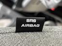 車両側方からの衝撃を緩和するＳＲＳサイドエアバッグ（運転席／助手席）に加えて，ＳＲＳカーテンシールドエアバックも標準装備