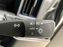 オートライト機能 車外の明るさに応じて自動的にヘッドランプなどを点灯・消灯。夕暮れ時やトンネルなどで役立ちます!!