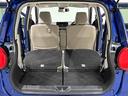 後席シートの背もたれを倒すと広大な荷室空間が実現できます