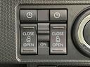 カスタムＸ　運転席・助手席シートヒーター　キーフリーシステム　純正ナビ装着用アップグレードパック　両側電動スライドドア　電動パーキングブレーキ　オートブレーキホールド機能　運転席シートリフター　チルトステアリング　格納式リヤドアサンシェード（21枚目）