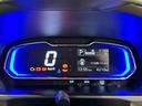 メーターの照明の色でエコドライブをアシスト！大きく見やすい文字で平均燃費等の情報を表示するＴＦＴマルチインフォメーションディスプレイ付きデジタルメーターを採用