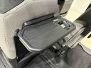 格納式シートバックテーブル(運転席/助手席)が付きます!