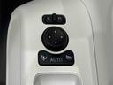 ストライプスG 運転席・助手席シートヒーター キーフリー 純正ナビ装着用アップグレードパック 両側電動スライドドア 運転席シートリフター チルトステアリング 電動パーキングブレーキ オートブレーキホールド機能 オートライト(25枚目)