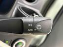オートライト機能　車外の明るさに応じて自動的にヘッドランプなどを点灯・消灯。夕暮れ時やトンネルなどで役立ちます！！