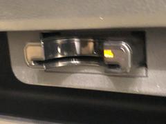 モコ Ｘ　キーフリーシステム　ナビゲーション　ＥＴＣ車載器付き　オートエアコン　電動格納ドアミラー　ハロゲンヘッドランプ　キーフリーシステム