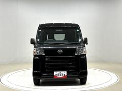 スクエアなボディが叶える広々空間、たくさん積めて仕事がしやすい荷室、働く人の運転しやすさ、そして、．先進の安全装備を搭載したハイゼットカーゴが入荷致しました。 6