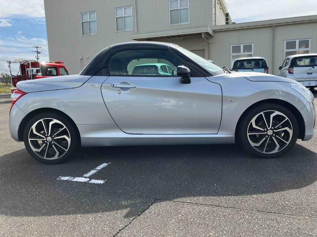 コペン ローブ　２ＷＤ　ＣＶＴ　６６０ｃｃ　ターボ　電動開閉ルーフ　純正アルミホイール　ＥＴＣ車載器　オートエアコン　シートヒーター　アイドリングストップ　プッシュボタンスタート　横滑り防止装置　ＡＢＳ（18枚目）