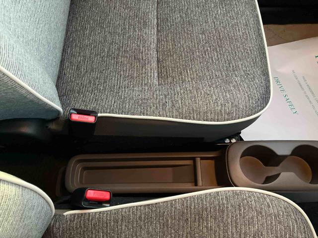 ミラトコット G リミテッド SAIII 2WD CVT 660cc ナビ 全方位モニター 前席シートヒーター オートエアコン 衝突被害軽減ブレーキ 横滑り防止装置 ABS アイドリングストップ プッシュボタンスタート 社外ETC車載器(29枚目)