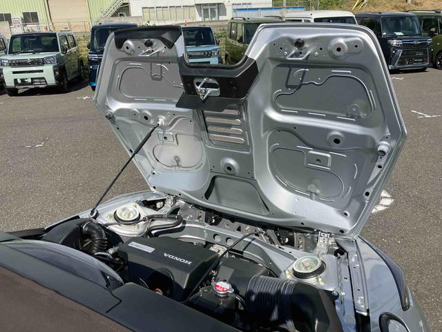 S660 β 2WD CVT 660cc ターボ パドルシフト ETC車載器 ABS 横滑り防止装置 オートエアコン 運転席・助手席エアバッグ ABS パワーウィンドウ 集中ドアロック(35枚目)