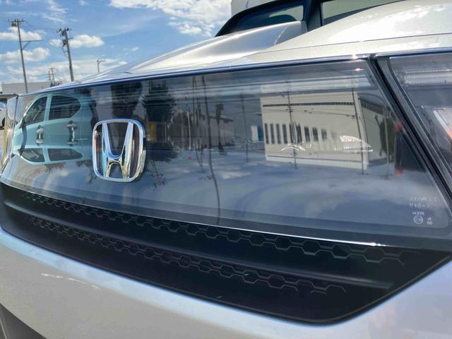 S660 β 2WD CVT 660cc ターボ パドルシフト ETC車載器 ABS 横滑り防止装置 オートエアコン 運転席・助手席エアバッグ ABS パワーウィンドウ 集中ドアロック(53枚目)