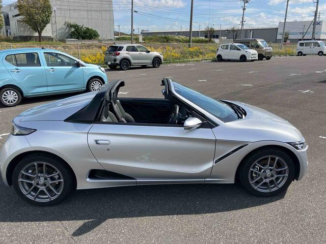 S660 β 2WD CVT 660cc ターボ パドルシフト ETC車載器 ABS 横滑り防止装置 オートエアコン 運転席・助手席エアバッグ ABS パワーウィンドウ 集中ドアロック(55枚目)