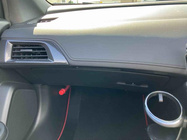 S660 β 2WD CVT 660cc ターボ パドルシフト ETC車載器 ABS 横滑り防止装置 オートエアコン 運転席・助手席エアバッグ ABS パワーウィンドウ 集中ドアロック(78枚目)