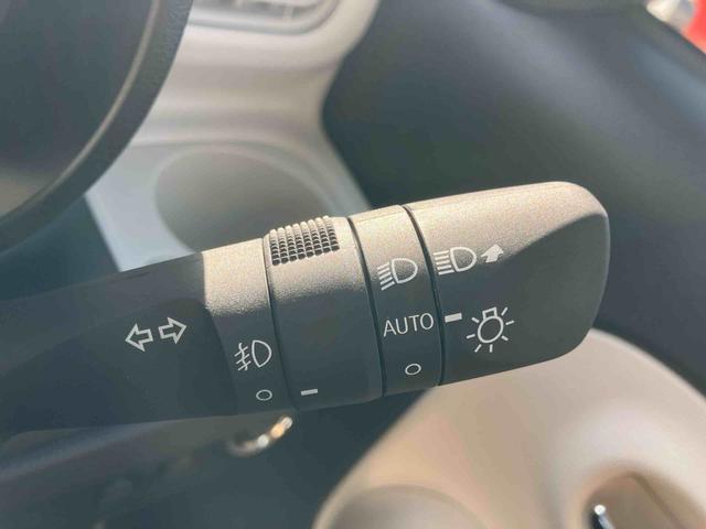 ムーヴキャンバス ストライプスＧ　２ＷＤ　ＣＶＴ　６６０ｃｃ　両側電動スライドドア　衝突被害軽減ブレーキ　横滑り防止装置　ＡＢＳ　アイドリングストップ　プッシュボタンスタート　ホットカップホルダー　前席シートヒーター　届出済未使用車（42枚目）