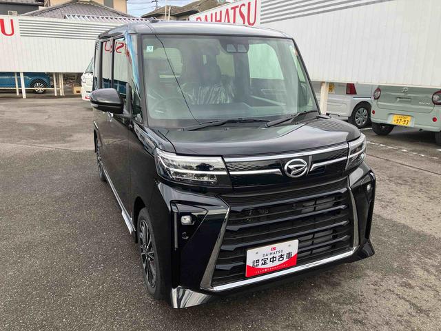 タント カスタムＲＳリミテッド　ターボ　２ＷＤ　ＣＶＴ　６６０ｃｃ　ターボ　両側電動スライドドア　衝突被害軽減ブレーキ　横滑り防止装置　ＡＢＳ　アイドリングストップ　プッシュボタンスタート　クルーズコントロール　届出済未使用車（10枚目）