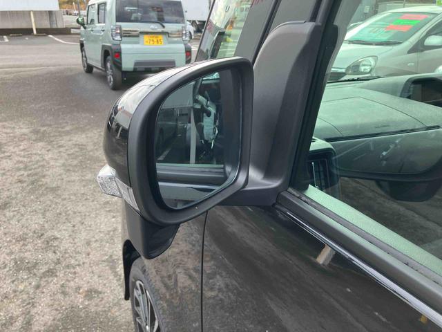 タント カスタムＲＳリミテッド　ターボ　２ＷＤ　ＣＶＴ　６６０ｃｃ　ターボ　両側電動スライドドア　衝突被害軽減ブレーキ　横滑り防止装置　ＡＢＳ　アイドリングストップ　プッシュボタンスタート　クルーズコントロール　届出済未使用車（19枚目）