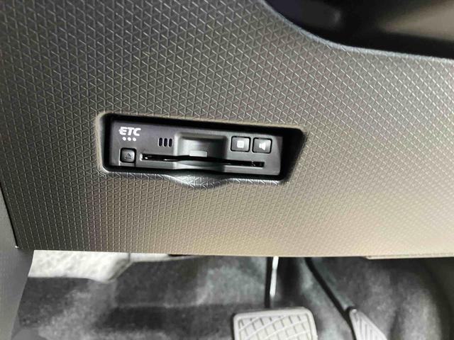 タント カスタムＲＳリミテッド　ターボ　２ＷＤ　ＣＶＴ　６６０ｃｃ　ターボ　両側電動スライドドア　衝突被害軽減ブレーキ　横滑り防止装置　ＡＢＳ　アイドリングストップ　プッシュボタンスタート　クルーズコントロール　届出済未使用車（41枚目）