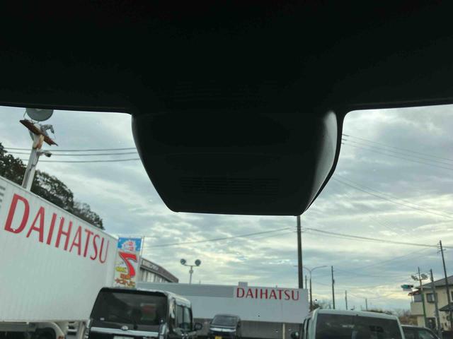 タント カスタムＲＳリミテッド　ターボ　２ＷＤ　ＣＶＴ　６６０ｃｃ　ターボ　両側電動スライドドア　衝突被害軽減ブレーキ　横滑り防止装置　ＡＢＳ　アイドリングストップ　プッシュボタンスタート　クルーズコントロール　届出済未使用車（49枚目）