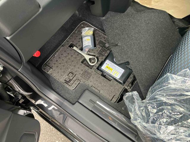 タント カスタムＲＳリミテッド　ターボ　２ＷＤ　ＣＶＴ　６６０ｃｃ　ターボ　両側電動スライドドア　衝突被害軽減ブレーキ　横滑り防止装置　ＡＢＳ　アイドリングストップ　プッシュボタンスタート　クルーズコントロール　届出済未使用車（75枚目）