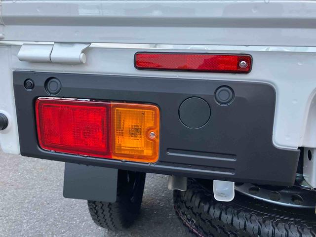 ハイゼットトラック スタンダード　農用スペシャル　４ＷＤ　ＣＶＴ　６６０ｃｃ　衝突被害軽減ブレーキ　横滑り防止装置　ＡＢＳ　アイドリングストップ　マニュアルエアコン　パワーステアリング　運転席・助手席エアバッグ　荷台作業灯　届出済未使用車（52枚目）