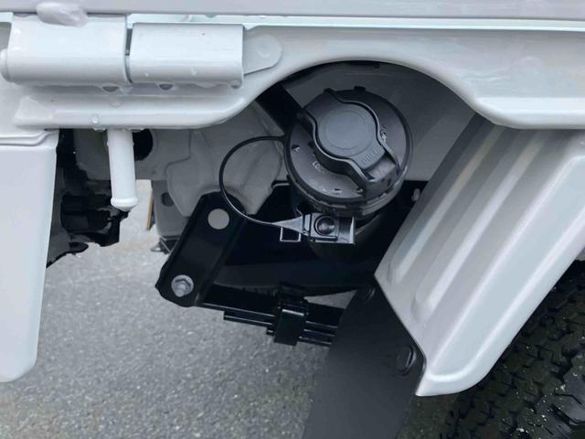 ハイゼットトラック スタンダード　農用スペシャル　４ＷＤ　ＣＶＴ　６６０ｃｃ　衝突被害軽減ブレーキ　横滑り防止装置　ＡＢＳ　アイドリングストップ　マニュアルエアコン　パワーステアリング　運転席・助手席エアバッグ　荷台作業灯　届出済未使用車（58枚目）