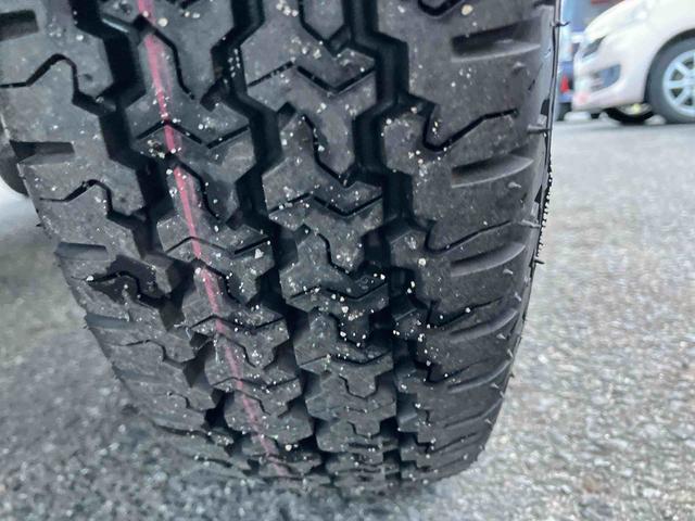 ハイゼットトラック スタンダード　農用スペシャル　４ＷＤ　ＣＶＴ　６６０ｃｃ　衝突被害軽減ブレーキ　横滑り防止装置　ＡＢＳ　アイドリングストップ　マニュアルエアコン　パワーステアリング　運転席・助手席エアバッグ　荷台作業灯　届出済未使用車（60枚目）