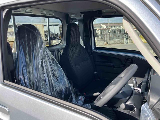 ハイゼットトラック ジャンボエクストラ　４ＷＤ　ＣＶＴ　６６０ｃｃ　衝突被害軽減ブレーキ　横滑り防止装置　ＡＢＳ　アイドリングストップ　プッシュボタンスタート　マニュアルエアコン　パワーステアリング　前席パワーウィンドウ　届出済未使用車（64枚目）