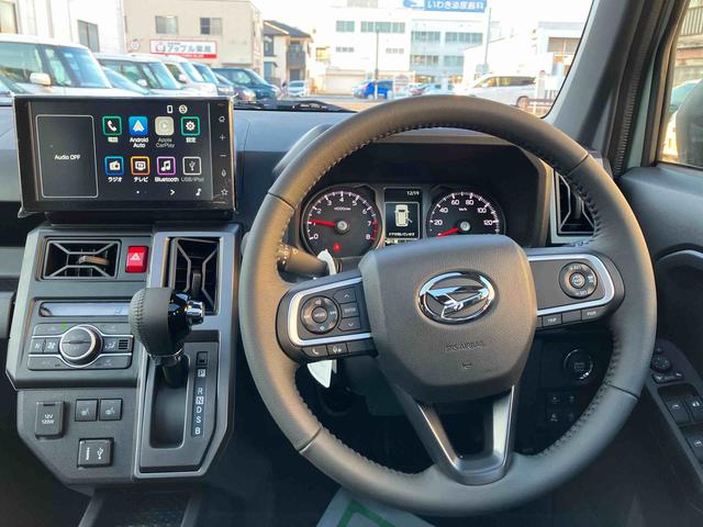 タフト Ｇターボ　ダーククロムベンチャー　スマートアシスト　２ＷＤ　ターボ　シートヒーター　スカイフィールトップ　電動パーキングブレーキ　オートホールド機能　全車速追従機能付ＡＣＣ　　　誤発進抑制制御機能　衝突回避支援ブレーキ機能（8枚目）