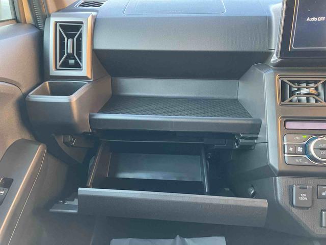 タフト Ｇターボ　ダーククロムベンチャー　スマートアシスト　２ＷＤ　ターボ　シートヒーター　スカイフィールトップ　電動パーキングブレーキ　オートホールド機能　全車速追従機能付ＡＣＣ　　　誤発進抑制制御機能　衝突回避支援ブレーキ機能（35枚目）