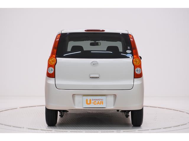 Lセレクション キーレスエントリー CDチューナー エアコン パワーステアリング パワーウィンドウ 運転席エアバッグ 電動格納式ドアミラー ティーゼットデオプラス(4枚目)