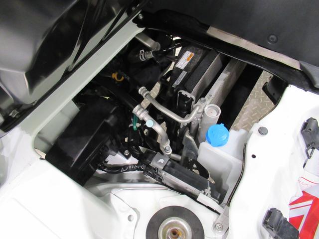 ＫＣエアコン・パワステ　ＡＭ／ＦＭラジオ　ＭＴ５速　エアコン　パワーステアリング　運転席エアバッグ　ティーゼットデオプラス(11枚目)