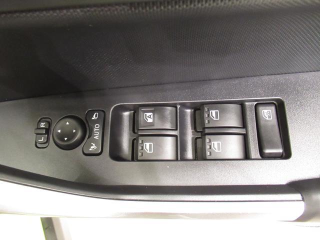 プレミアムG HEV パノラマモニター 9インチナビ ドライブレコーダー シートヒーター USB入力端子 Bluetooth オートライト キーフリー アイドリングストップ アップグレードパック2 ティーゼットデオプラス(16枚目)