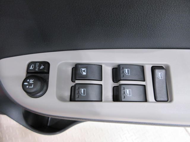 シルクGパッケージ SA3 オートライト キーフリー アイドリングストップ パノラマモニター ナビ USB入力端子 Bluetooth 衝突被害軽減システム レーンアシスト オートマチックハイビーム ティーゼットデオプラス(13枚目)