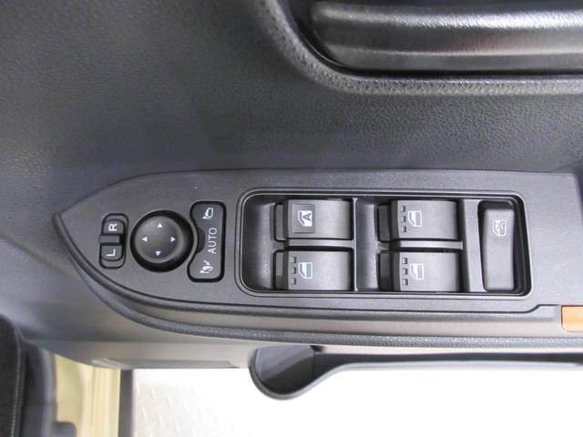 タント ファンクロス　バックモニター　９インチディスプレイオーディオ　ドライブレコーダー　両側パワースライドドア　シートヒーター　ＵＳＢ入力端子　Ｂｌｕｅｔｏｏｔｈ　オートライト　キーフリー　エコアイドル非装着車（16枚目）