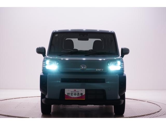 タフト Ｘ　バックモニター　９インチディスプレイオーディオ　ＵＳＢ入力端子　Ｂｌｕｅｔｏｏｔｈ　オートライト　キーフリー　アイドリングストップ　電動パーキングブレーキ　ティーゼットデオプラス（8枚目）